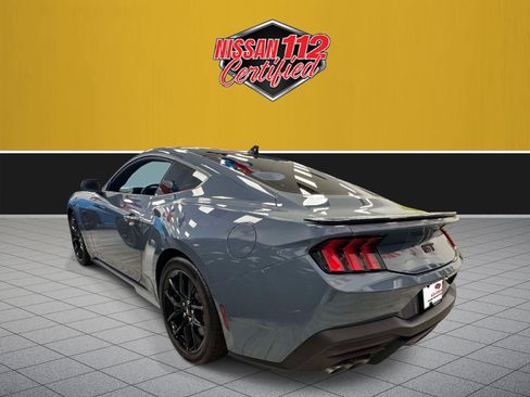 Used 2024 Ford Mustang GT RWD image 4