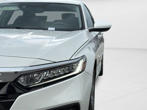 Used 2020 Honda Accord EX image 34