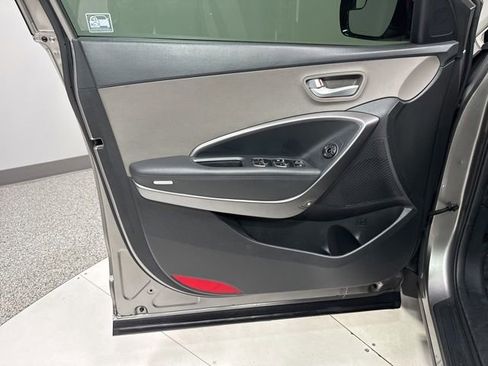 Used 2018 Hyundai Santa Fe Sport FWD image 8