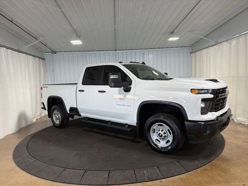 Certified 2024 Chevrolet Silverado 2500 W/T w/ WT Convenience Package AWD/4WD image 11
