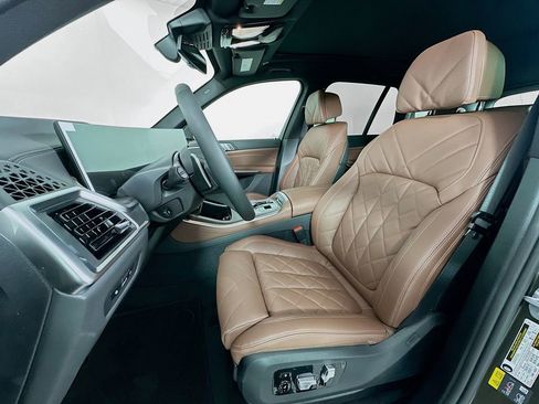 New 2026 BMW X5 xDrive50e w/ Climate Comfort Package image 16