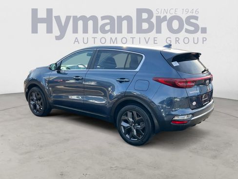 Certified 2022 Kia Sportage LX w/ LX AWD Value Edition Package image 6