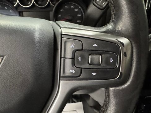 Used 2022 Chevrolet Silverado 2500 LT w/ Convenience Package image 9