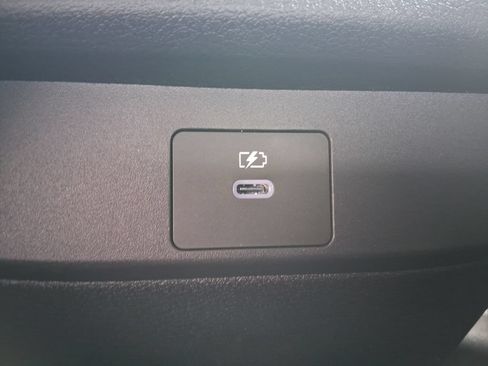 New 2026 Nissan Sentra SR w/ SR Premium Package FWD image 34