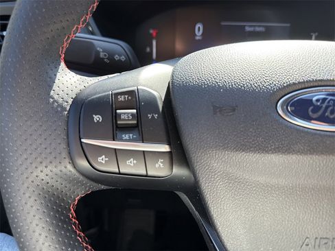 Used 2025 Ford Escape ST-Line image 22
