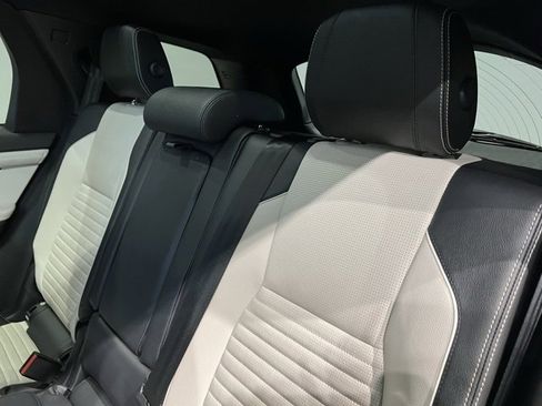Used 2022 Land Rover Discovery Sport S R-Dynamic image 37