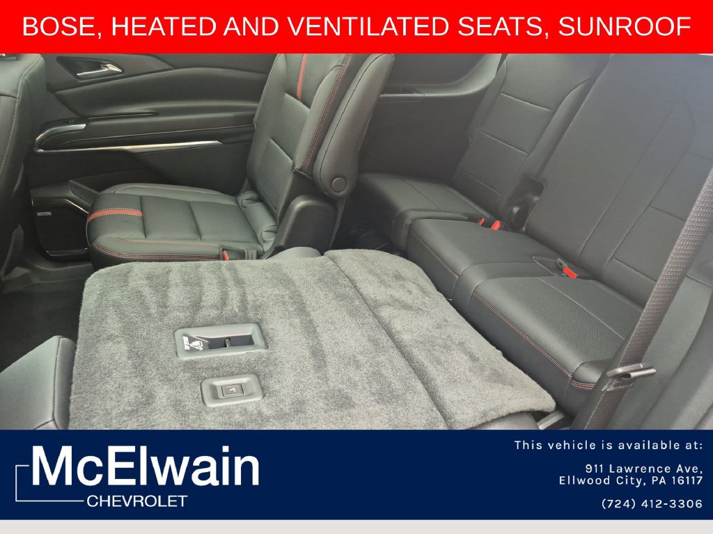 Used 2024 Chevrolet Traverse RS FWD image 30