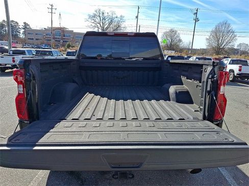 Used 2025 Chevrolet Silverado 2500 LT image 23