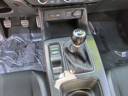 Used 2024 Honda Civic Sport image 29