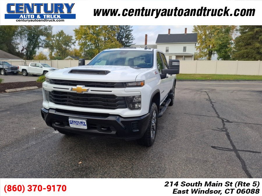 Used 2024 Chevrolet Silverado 2500 Custom w/ Custom Value Package AWD/4WD image 1