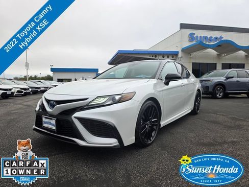 Used 2022 Toyota Camry XSE FWD image 1