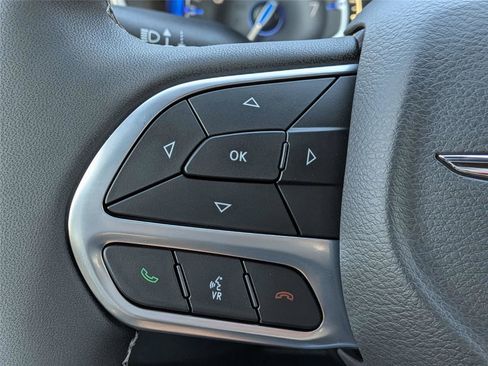 New 2026 Chrysler Voyager LX image 27