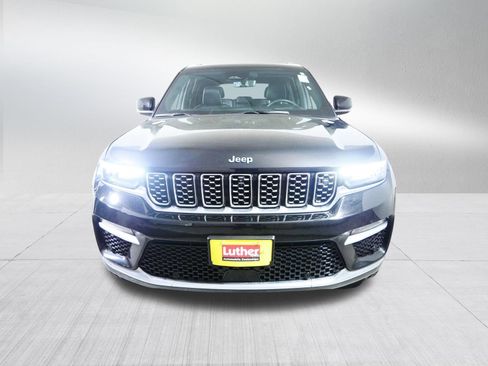 Used 2024 Jeep Grand Cherokee Summit AWD/4WD image 2