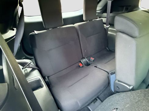 Used 2022 Mitsubishi Outlander ES image 28