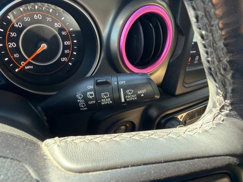 Used 2019 Jeep Wrangler Unlimited Sport AWD/4WD image 29