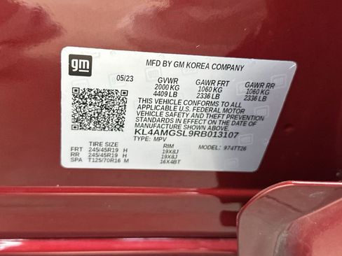 Certified 2024 Buick Encore GX Avenir image 31