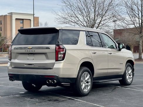 Used 2021 Chevrolet Tahoe Premier w/ Premium Package image 7