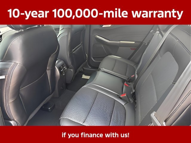 Used 2025 Ford Escape SE FWD image 11