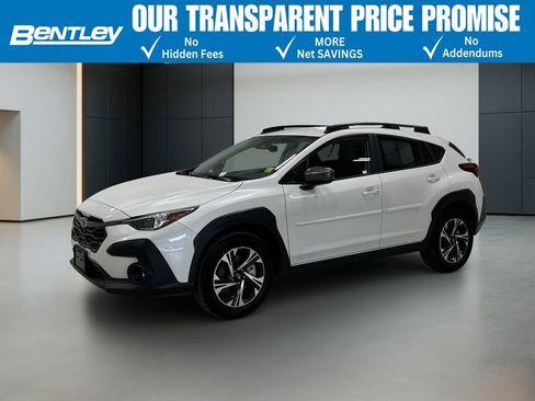Used 2025 Subaru Crosstrek 2.5i Premium AWD/4WD image 1