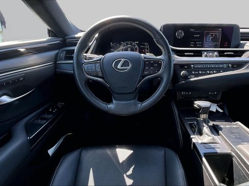 Used 2020 Lexus ES 350 w/ Premium Package FWD image 5