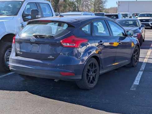 Used 2016 Ford Focus SE w/ Equipment Group 201A image 3