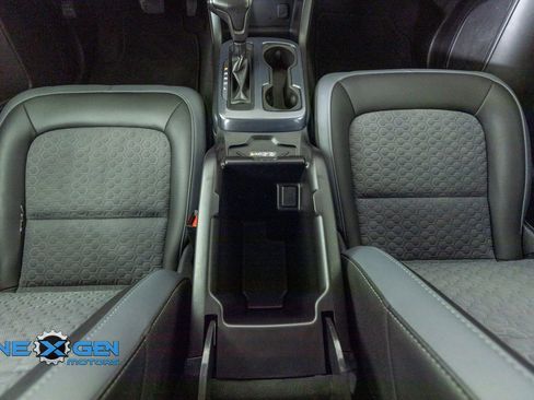 Used 2020 Chevrolet Colorado Z71 image 29