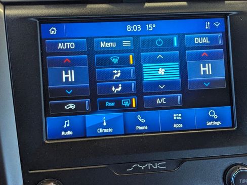 Used 2020 Ford Fusion SE image 25