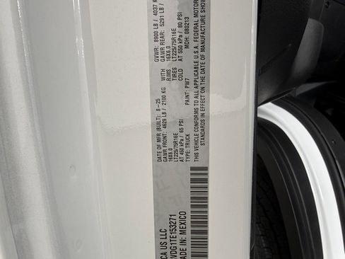 Used 2026 RAM ProMaster 2500 w/ Convenience Group FWD image 24