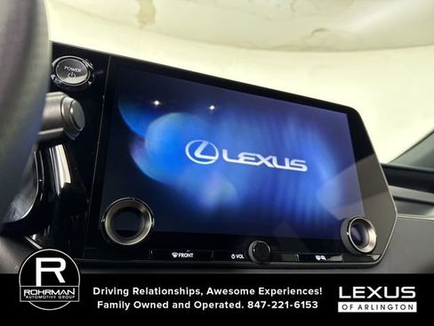 Used 2025 Lexus RX 500h F Sport image 5