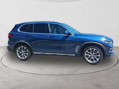 Used 2022 BMW X5 xDrive40i w/ Climate Comfort Package AWD/4WD image 4