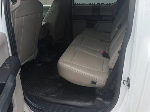 Used 2022 Ford F250 XL w/ Power Equipment Group AWD/4WD image 8