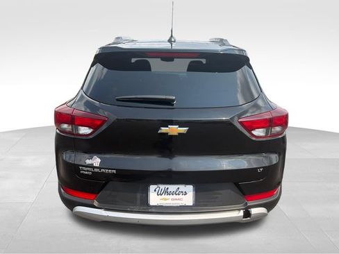 Used 2025 Chevrolet TrailBlazer LT AWD/4WD image 4