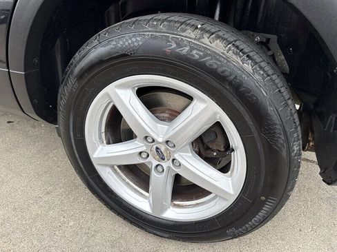 Used 2017 Ford Explorer XLT AWD/4WD image 15