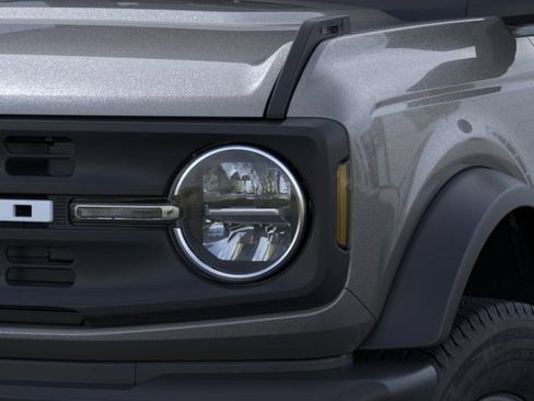 New 2025 Ford Bronco 2-Door AWD/4WD image 22