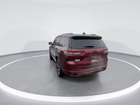 Used 2024 Jeep Grand Cherokee L Summit image 15