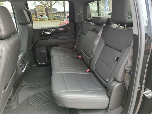 Used 2025 Chevrolet Silverado 1500 LTZ image 29