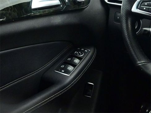 Used 2019 Mercedes-Benz GLE 43 AMG 4MATIC image 11