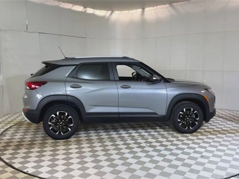 Used 2023 Chevrolet TrailBlazer LT image 9