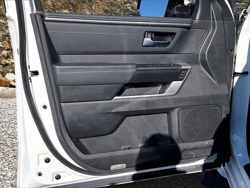 Used 2024 Toyota Tundra Platinum image 22