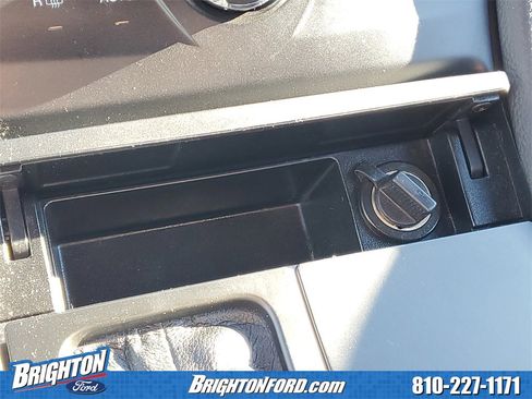 Used 2016 Ford Taurus Limited image 24