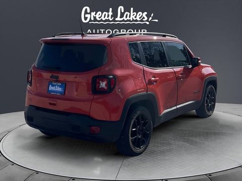 Used 2020 Jeep Renegade Altitude FWD image 5