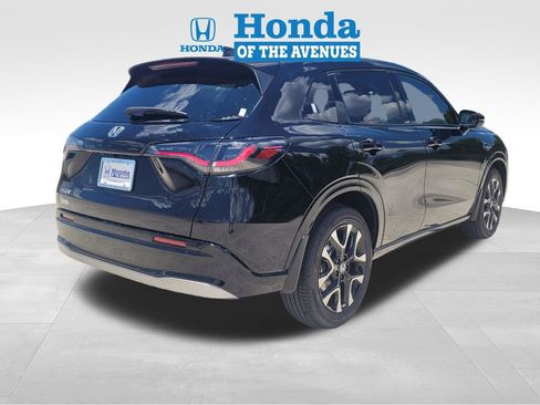 New 2026 Honda HR-V EX-L image 6