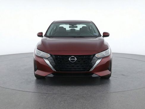 Used 2025 Nissan Sentra SV FWD image 2