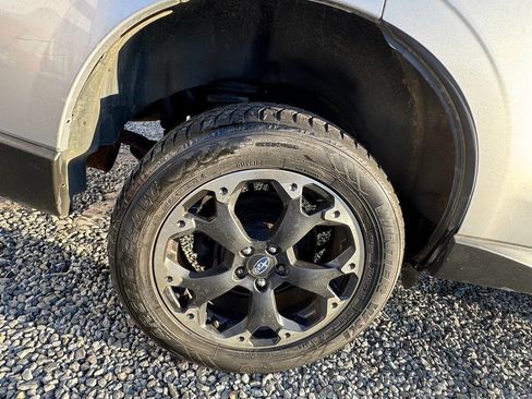 Used 2018 Subaru Forester 2.5i image 24