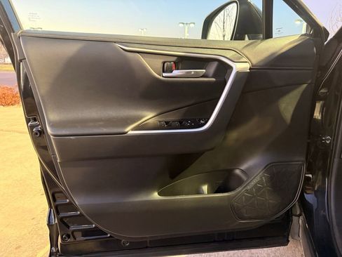 Used 2023 Toyota RAV4 Adventure image 10