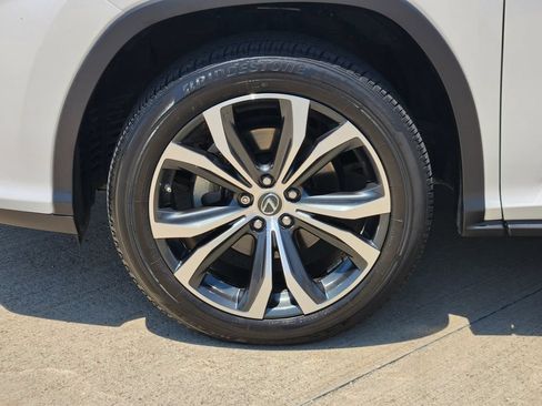 Used 2018 Lexus RX 350 FWD w/ Premium Package image 10