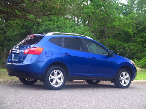 Used 2008 Nissan Rogue SL w/ Moonroof Pkg AWD/4WD image 4