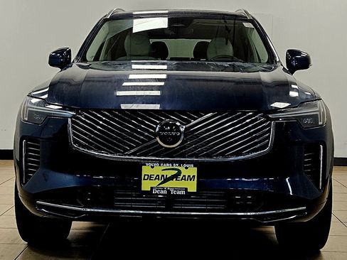 New 2026 Volvo XC90 T8 Ultra w/ Protection Package Premier AWD/4WD image 7