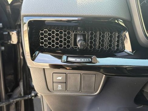 Used 2023 Honda CR-V EX-L image 27