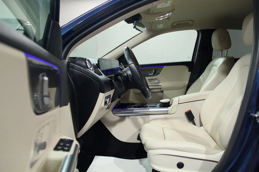 Certified 2021 Mercedes-Benz GLA 250 image 4
